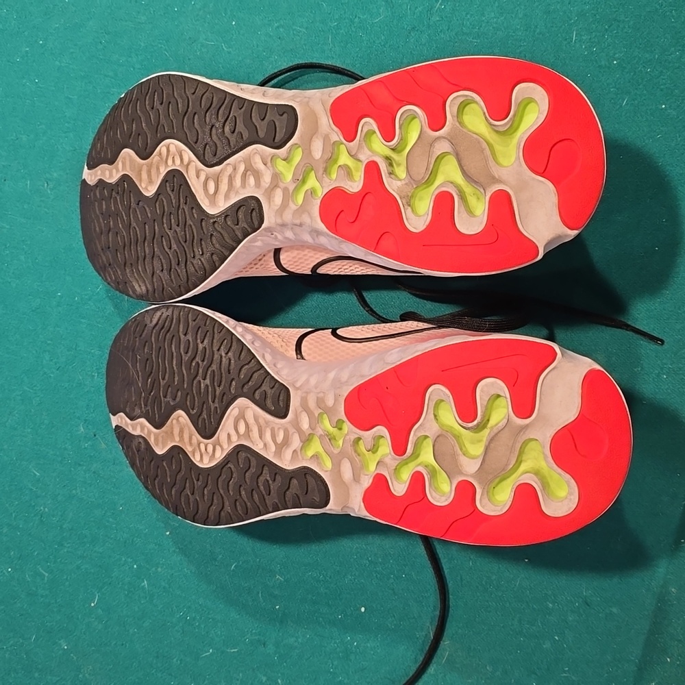 Nike Renew - Picture 2 of 4